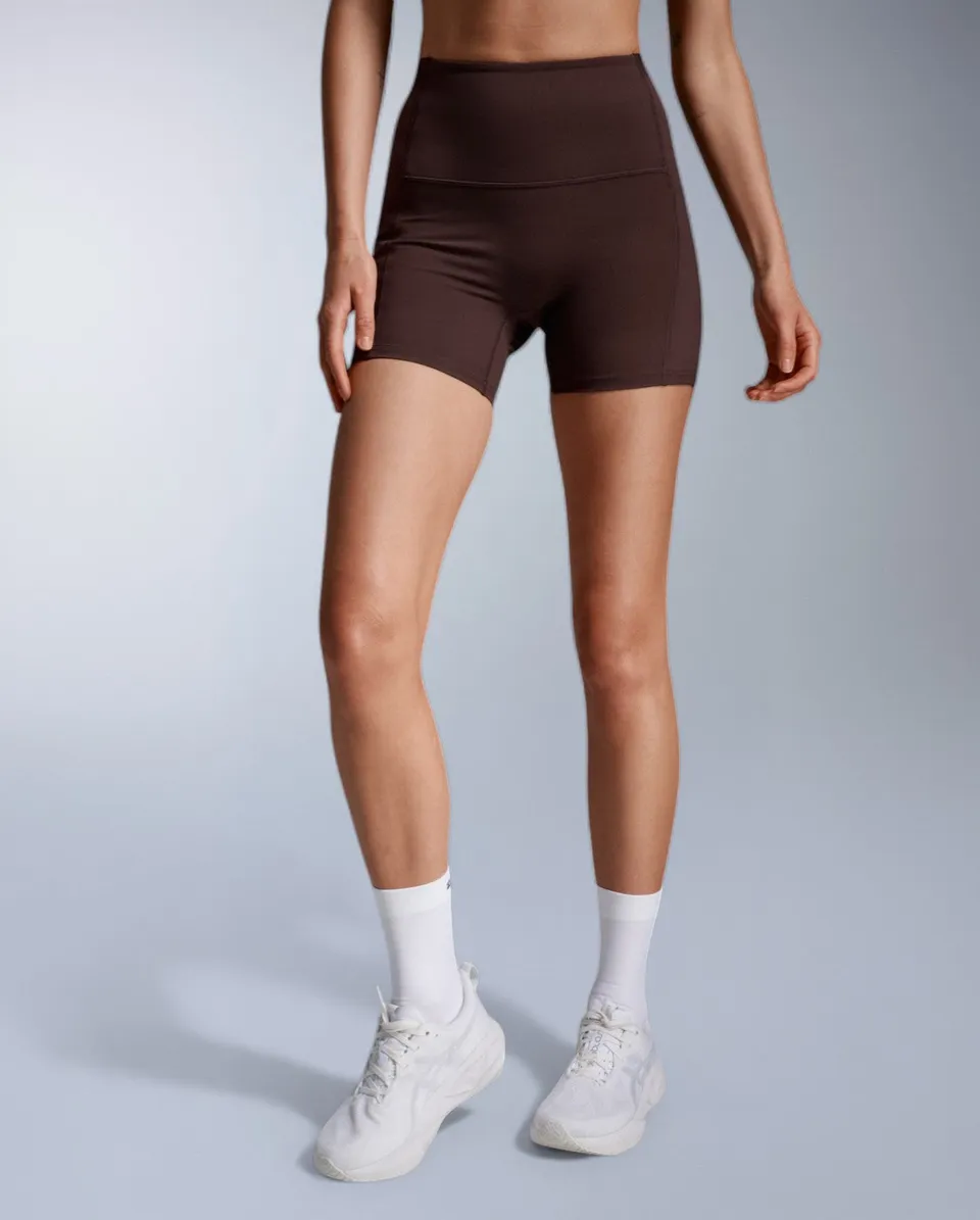 2xu-form-stash-4-inch-shorts-damen-bark-kompression image 1