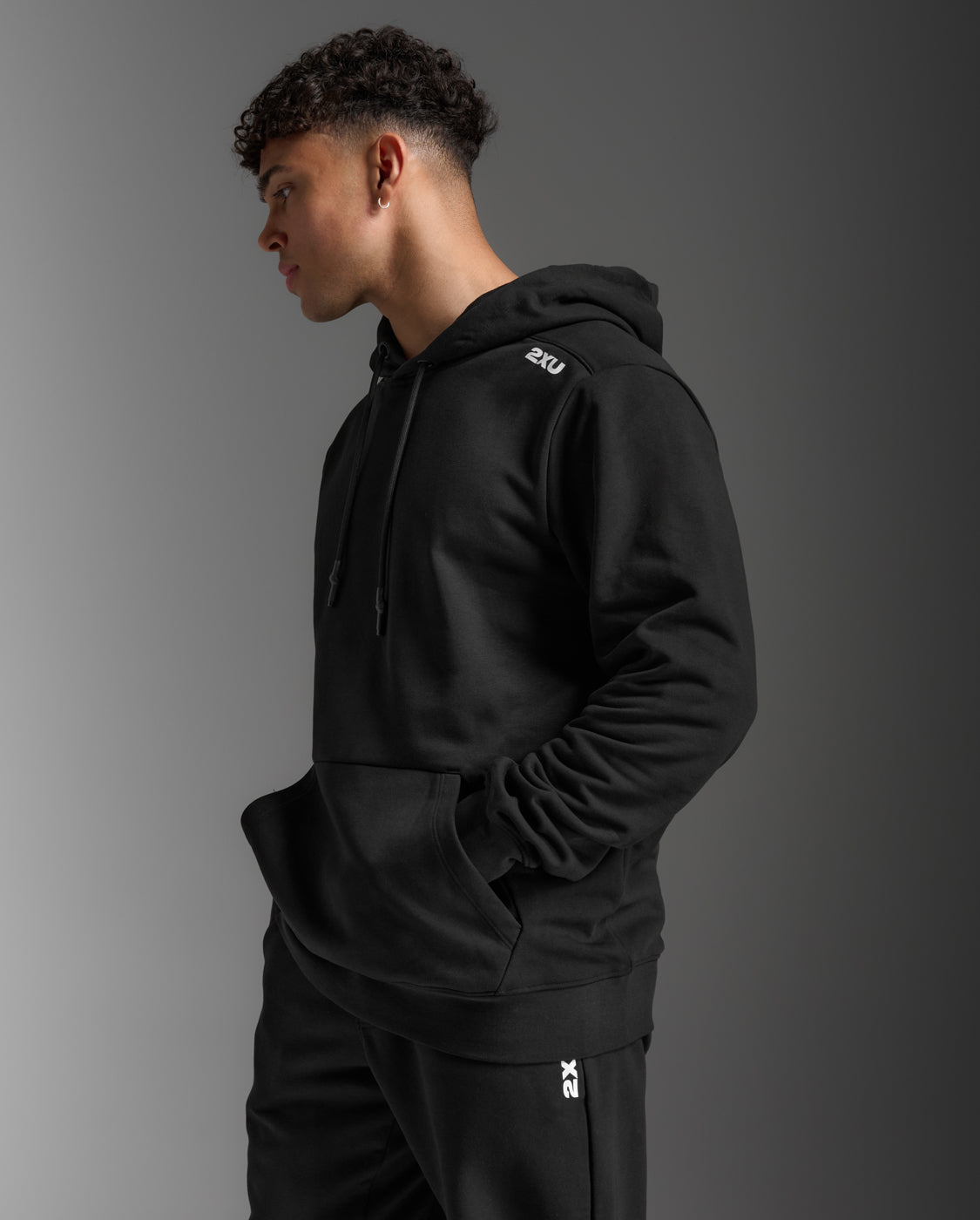 2xu-motion-aspire-hoodie-kapuzenpullover-schwarz-wei image 4