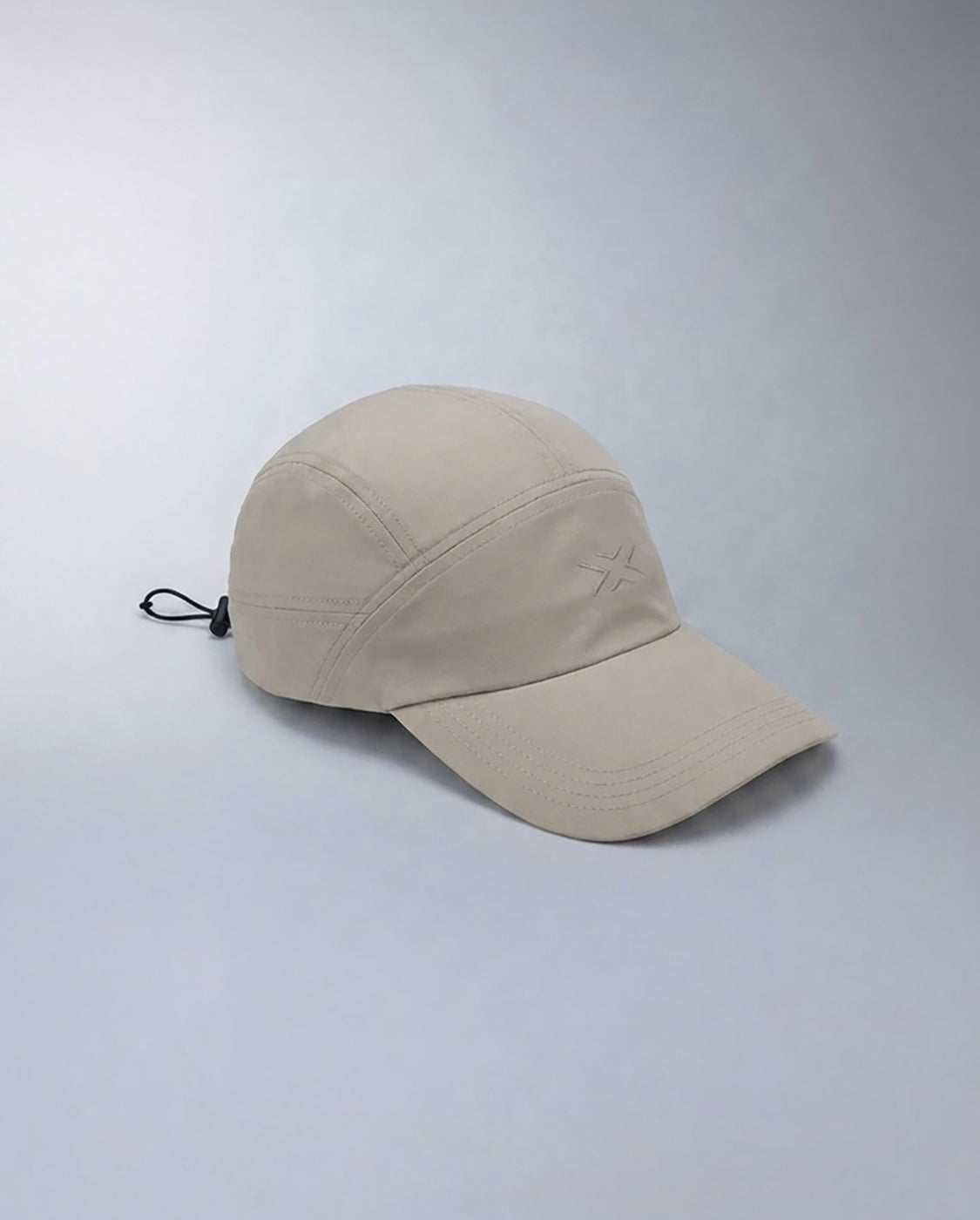 2xu-aero-hybrid-cap-laufcap-chalk-unisex-verstellbar image 1