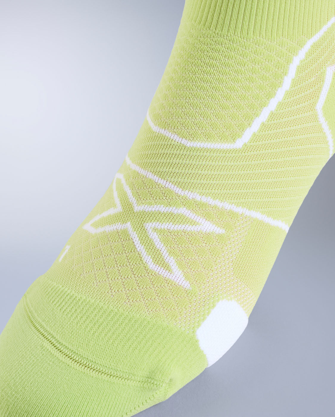 2xu-vectr-cushion-crew-kompressionssocken-matcha image 3
