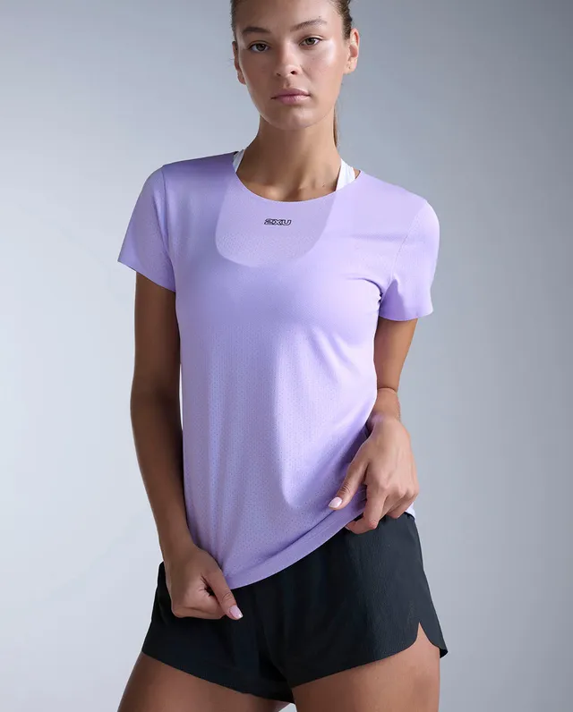 2xu-light-speed-tech-tee-laufshirt-lavendel-damen image 1