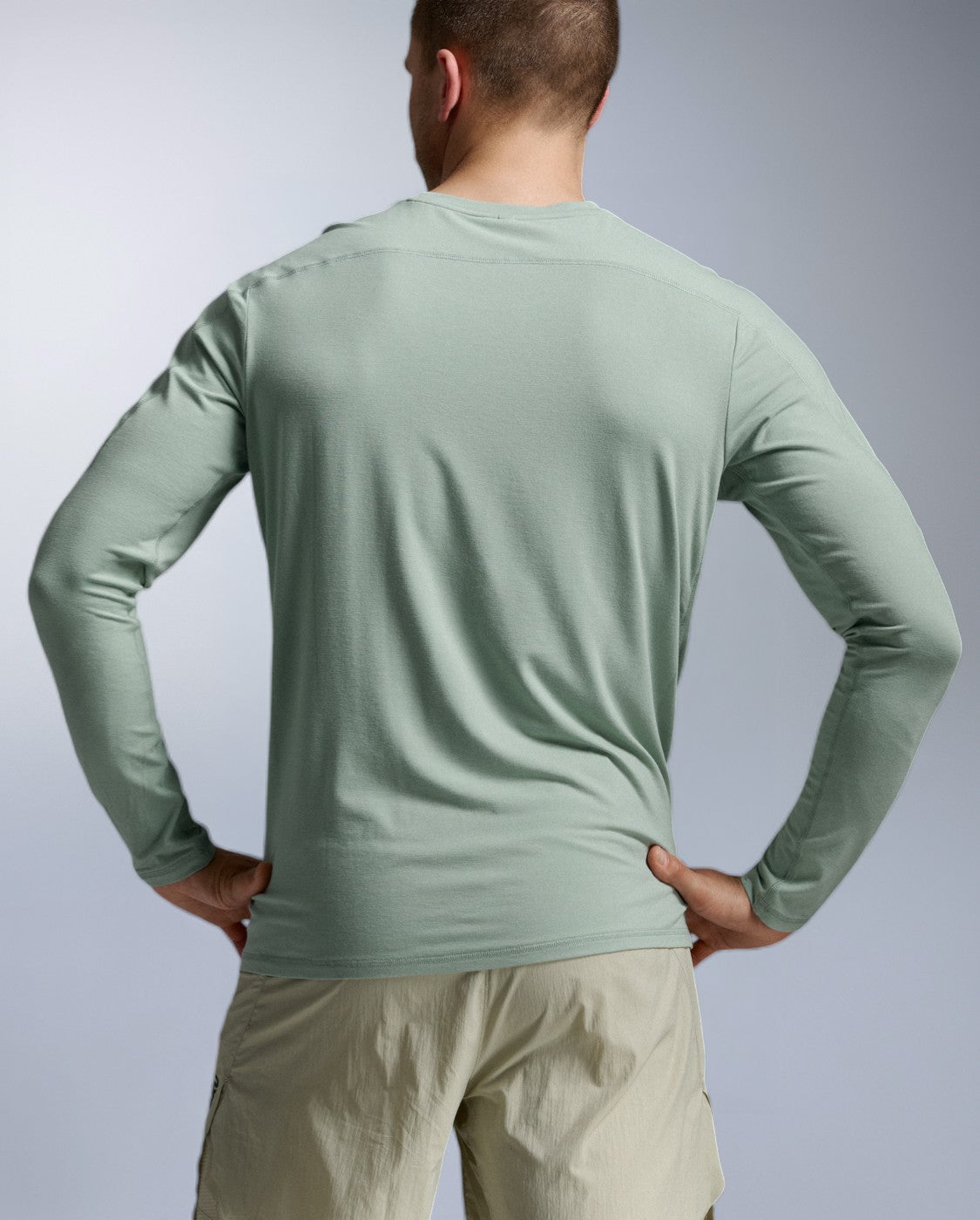 2xu-ignition-wool-long-sleeve-laufshirt-herren-eucalyptus image 4