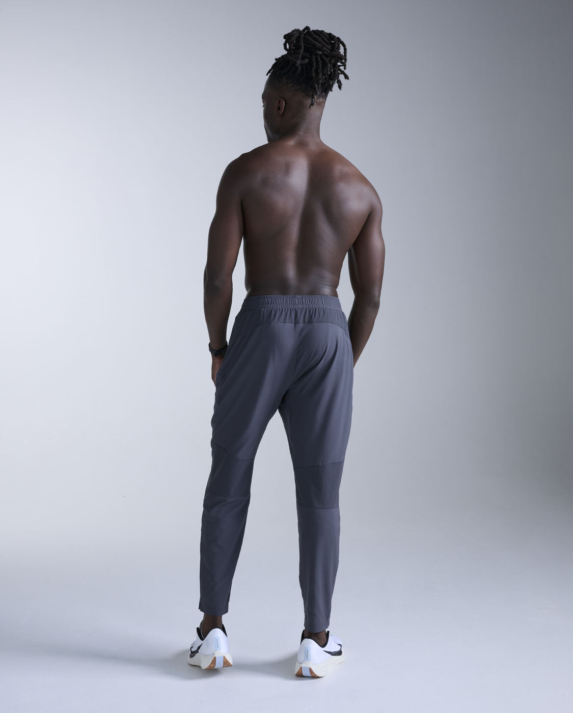 2xu-aero-woven-jogger-herren-india-ink-leicht image 7
