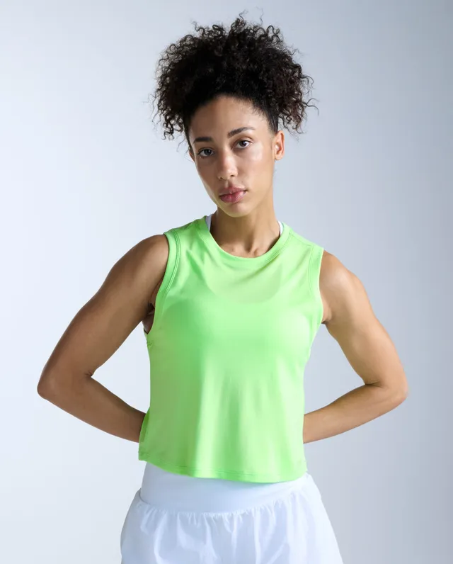 2xu-aero-mesh-crop-tank-top-rmellos-lime-zest image 1