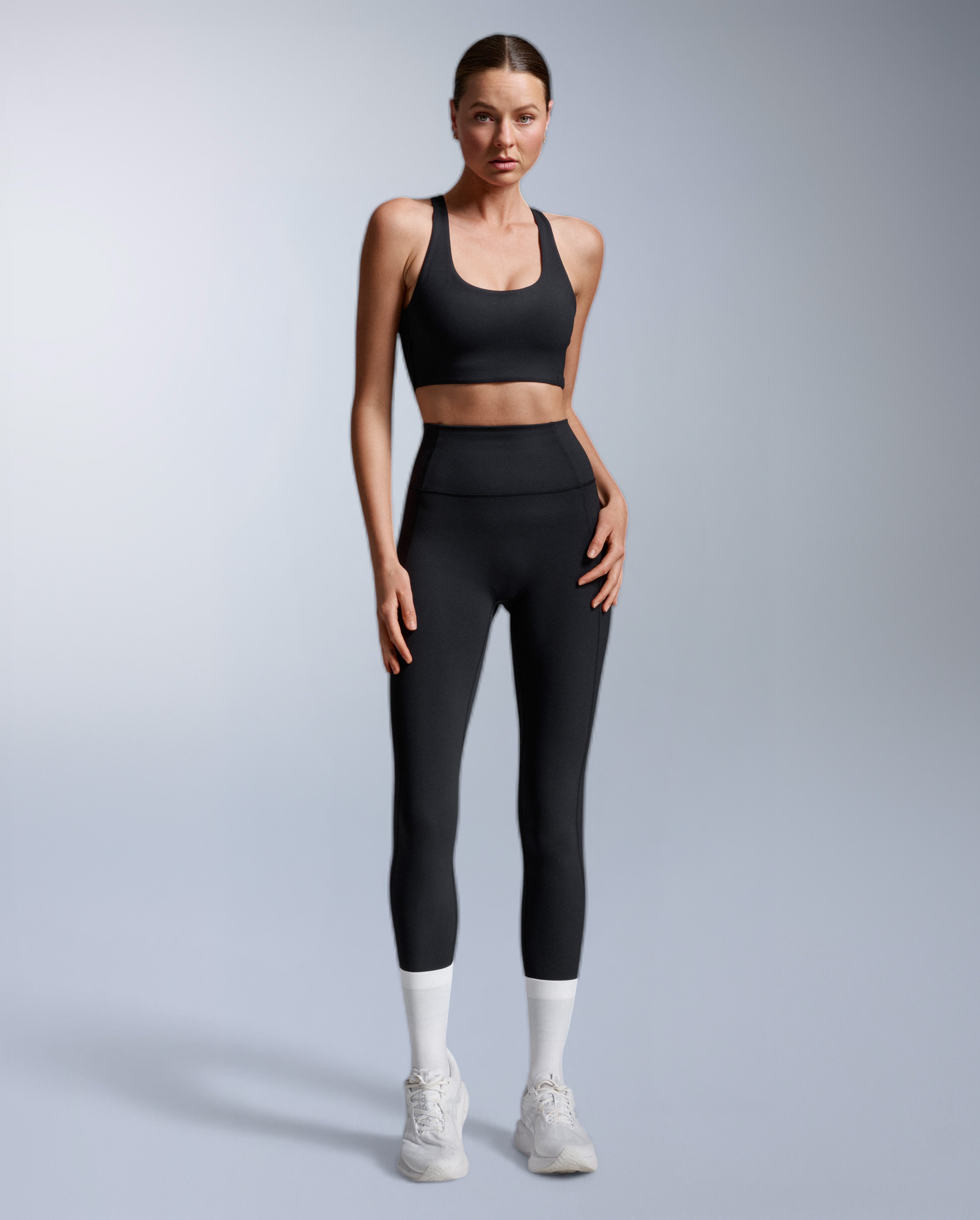 2xu-fluid-twist-back-bra-sport-bh-schwarz image 3