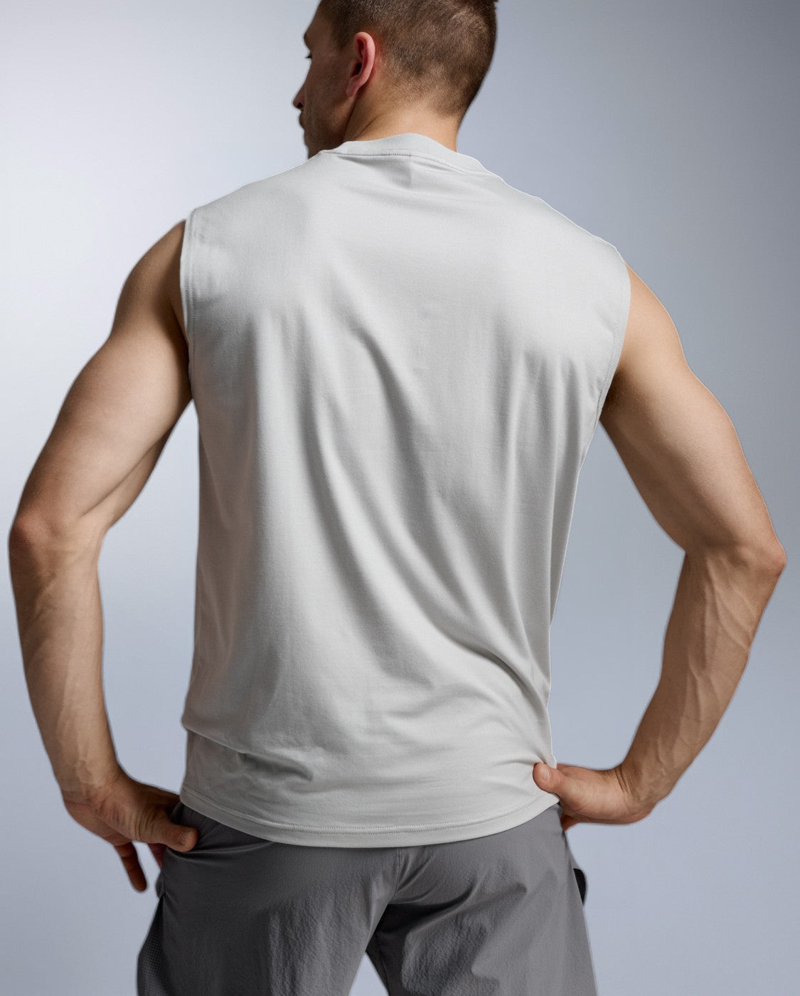 2xu-motion-oversized-tencel-tank-tanktop-harbor-mist image 2