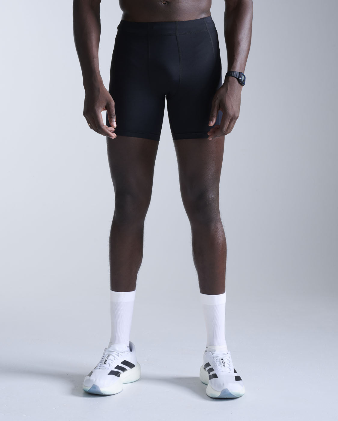 2xu-core-compression-1-2-shorts-herren-black-black image 1