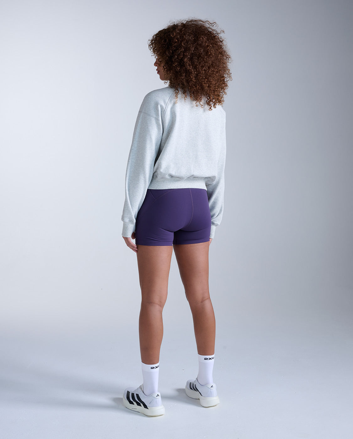 2xu-ez-organic-cotton-ribbed-crew-pullover-grey-marle-bio-baumwolle image 8
