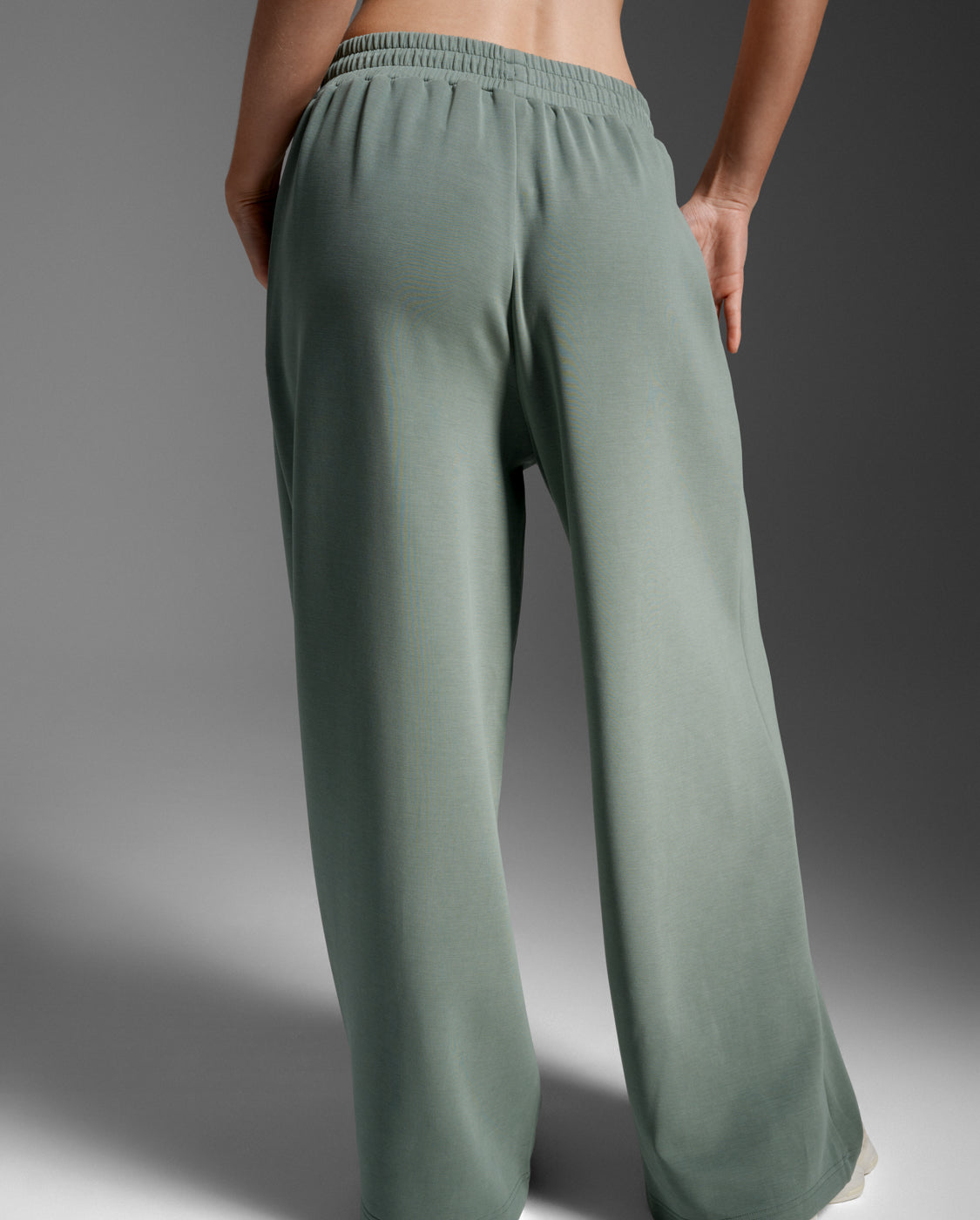 2xu-signature-wonderluxe-wide-leg-hose-damen-fern-modal image 8