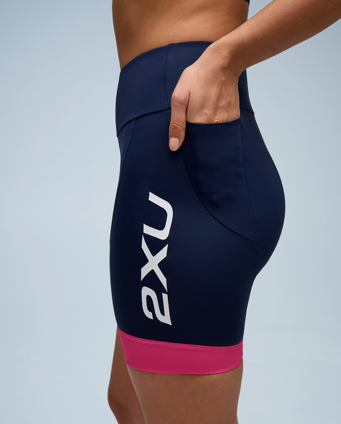 2xu-aero-tri-7-inch-tri-short-damen-midnight-electric-rose image 3