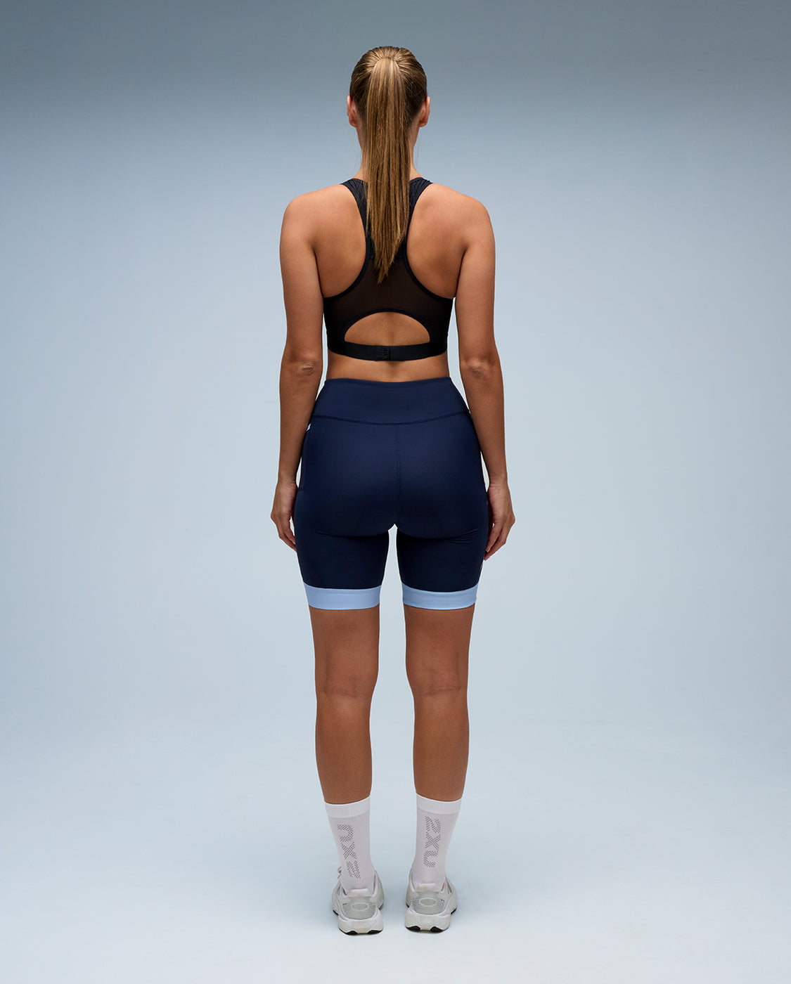 2xu-core-tri-6-inch-shorts-damen-midnight-triathlonhose image 8