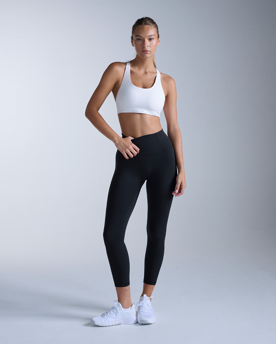 2xu-fluid-hi-rise-7-8-tights-legging-schwarz-damen image 5