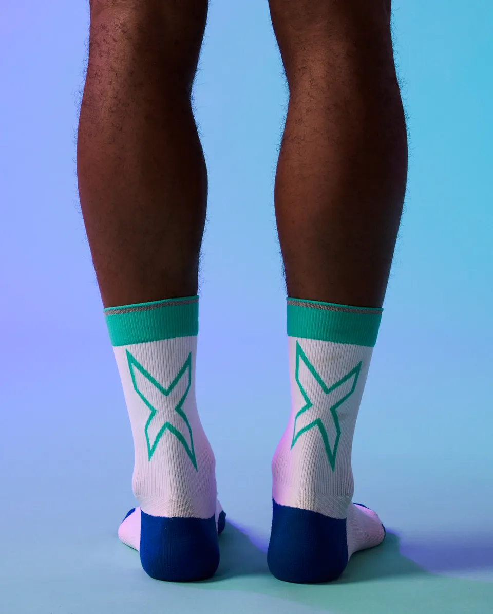 2xu-vectr-light-cushion-crew-laufsocken-wei-mint image 1