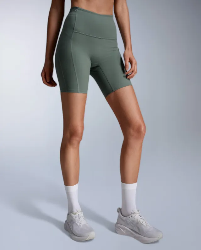 2xu-form-stash-hi-rise-kompressionsshorts-6-inch-olive-leaf-damen image 1