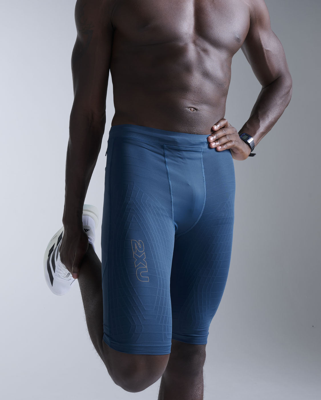 2xu-light-speed-react-compression-shorts-majol-black image 6