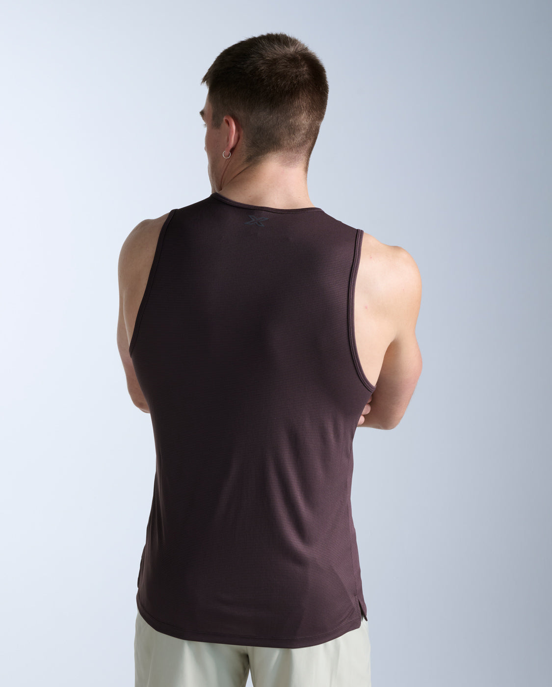 2xu-aero-tank-lauftop-herren-bark image 8