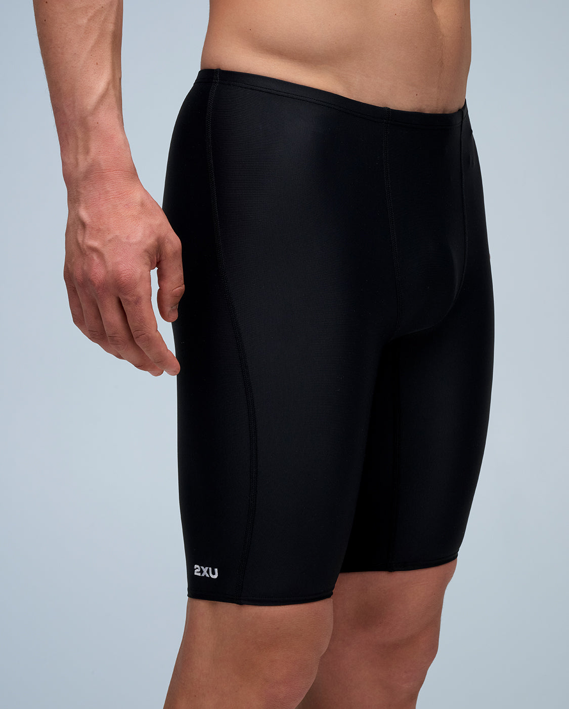 2xu-propel-jammer-schwimmhose-black-white-uv-schutz image 2