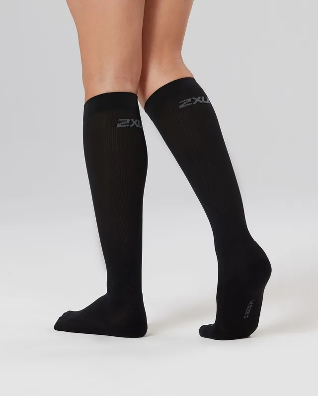 2xu-vectr-race-compression-socks-kompressionssocken-schwarz image 1