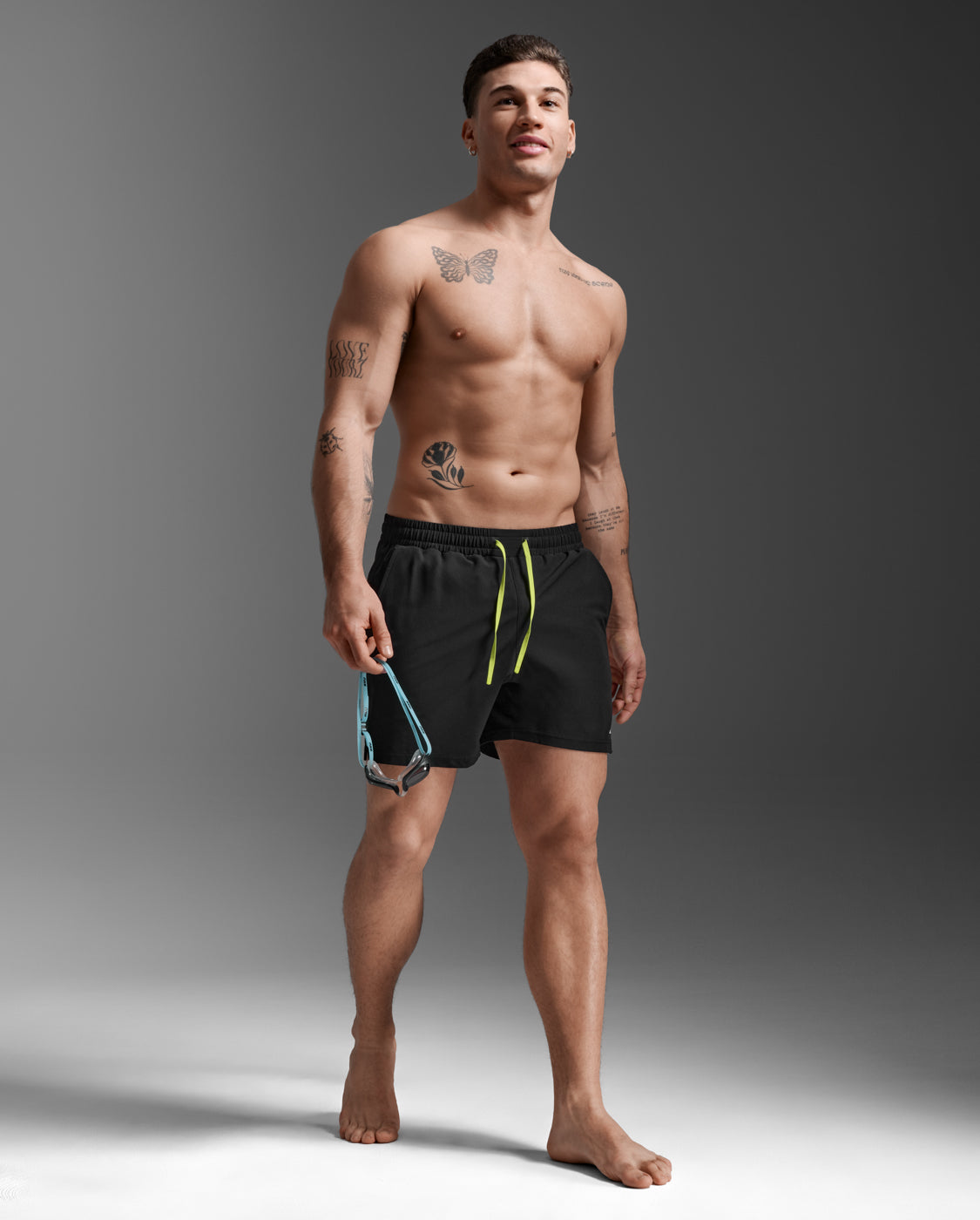2xu-aero-hybrid-swim-shorts-herren-black-white image 5