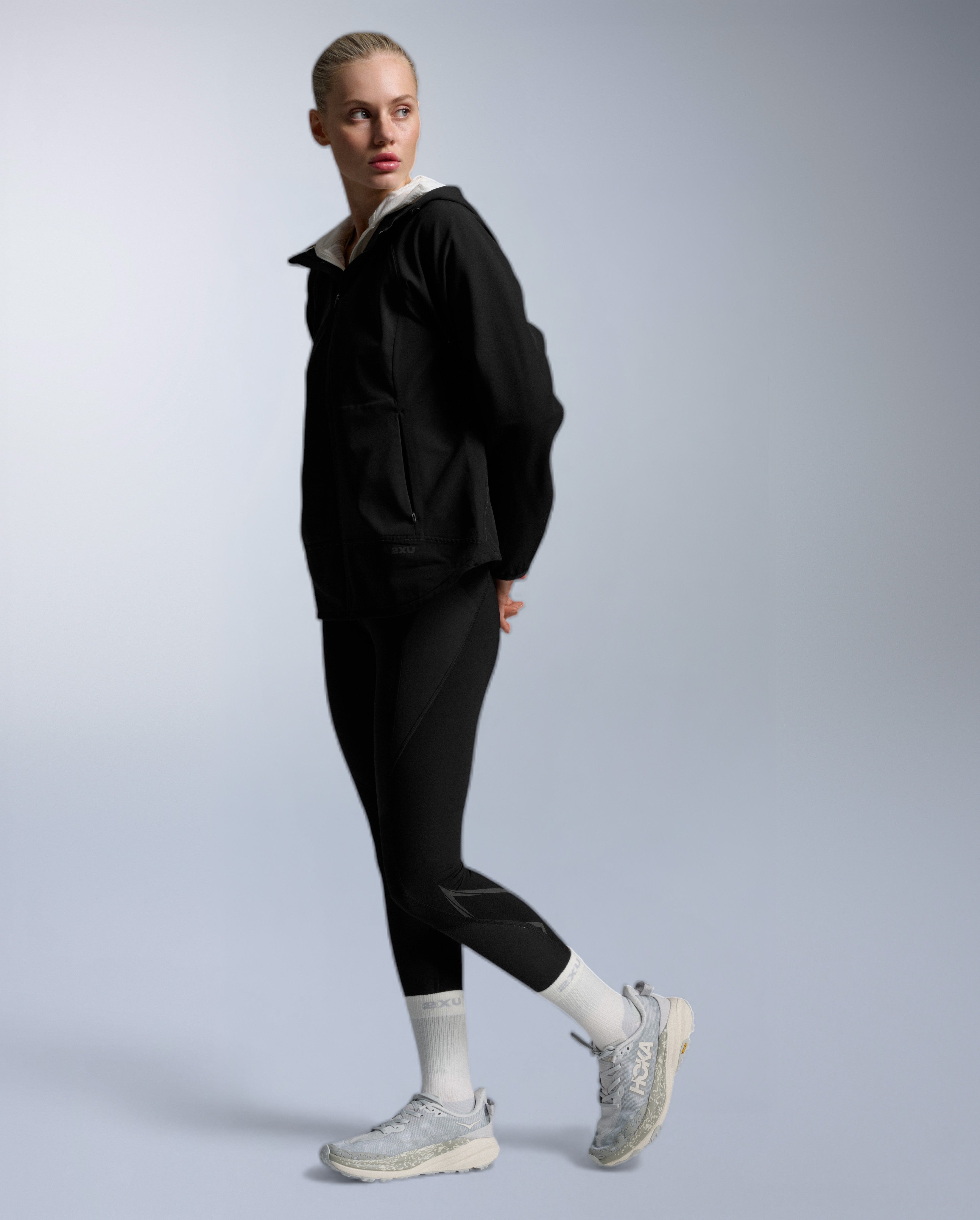 2xu-ignition-shield-softshelljacke-damen-schwarz image 5