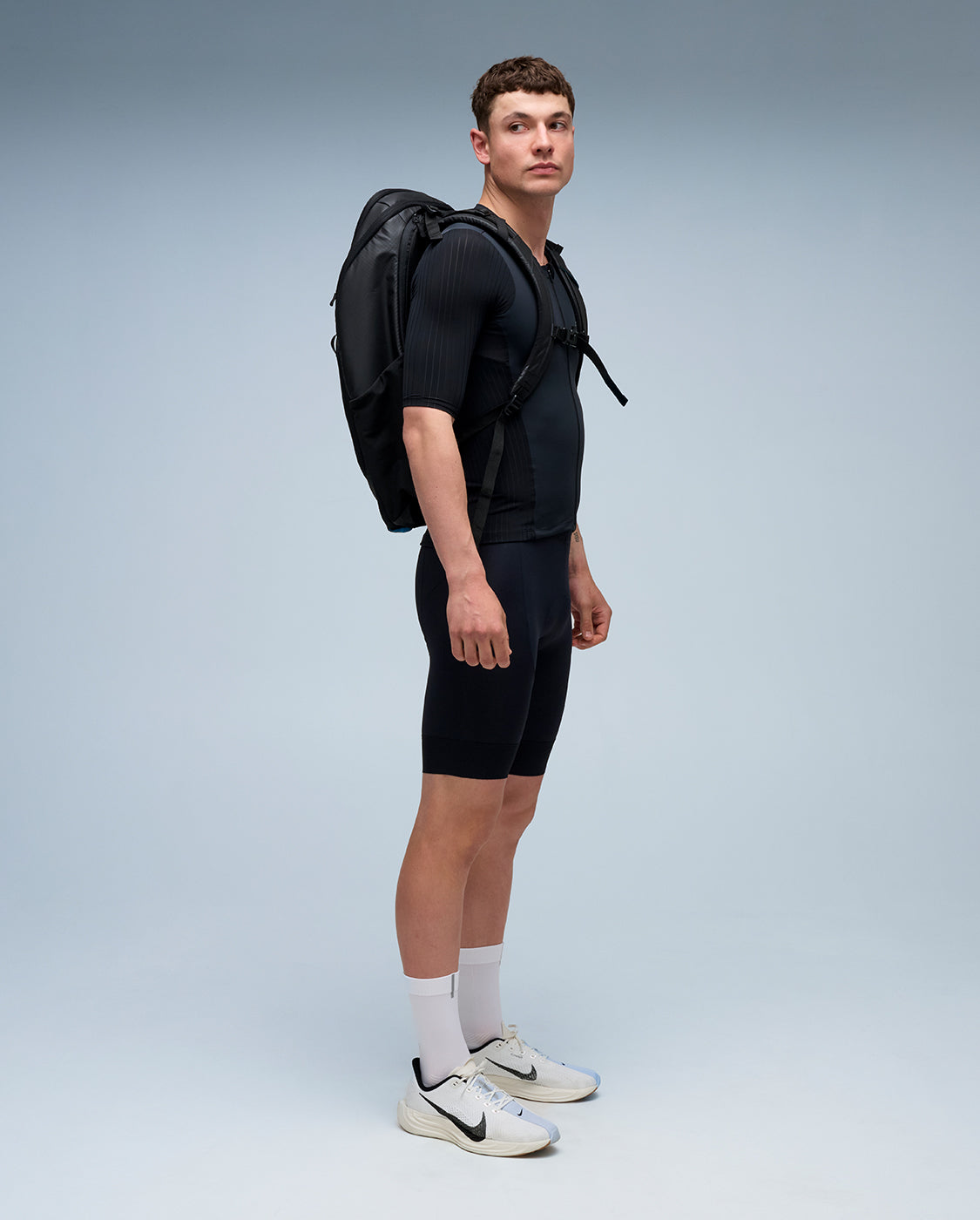 2xu-swim-race-transition-backpack-black-aloha-34l image 7