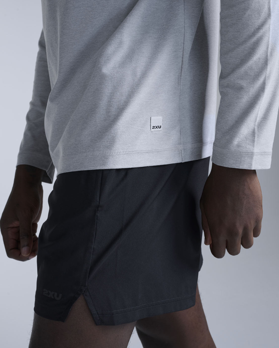 2xu-signature-longsleeve-herren-grau-schnelltrocknend image 5