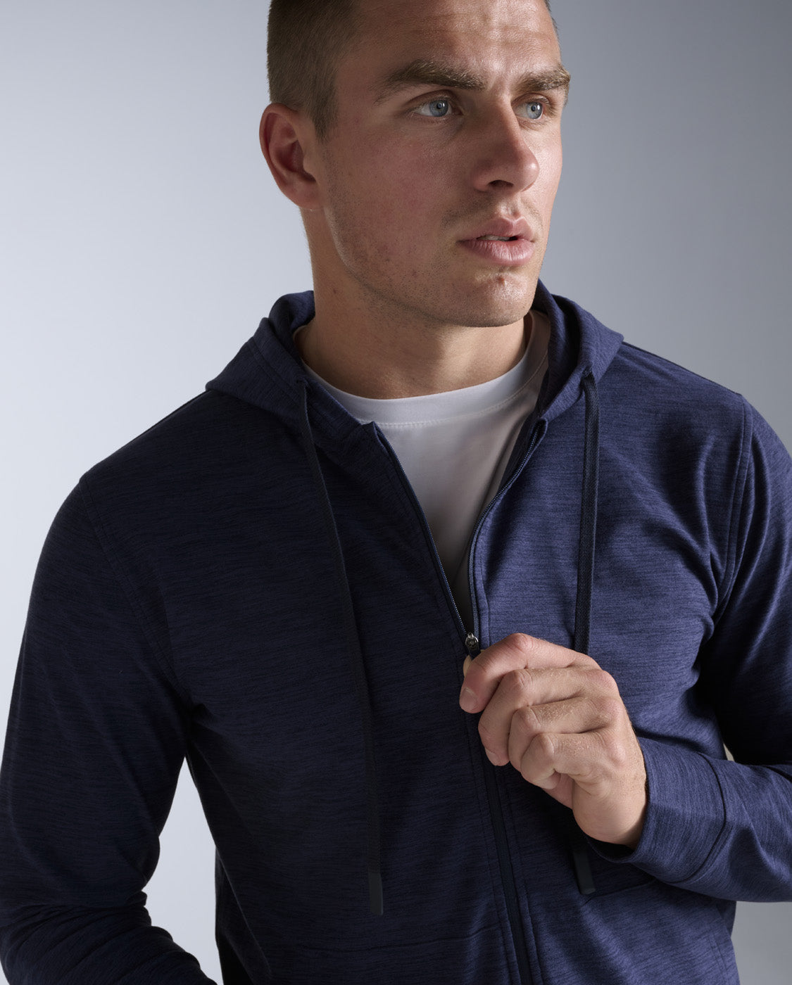 2xu-signature-zip-through-hoodie-kapuzenjacke-midnight image 4