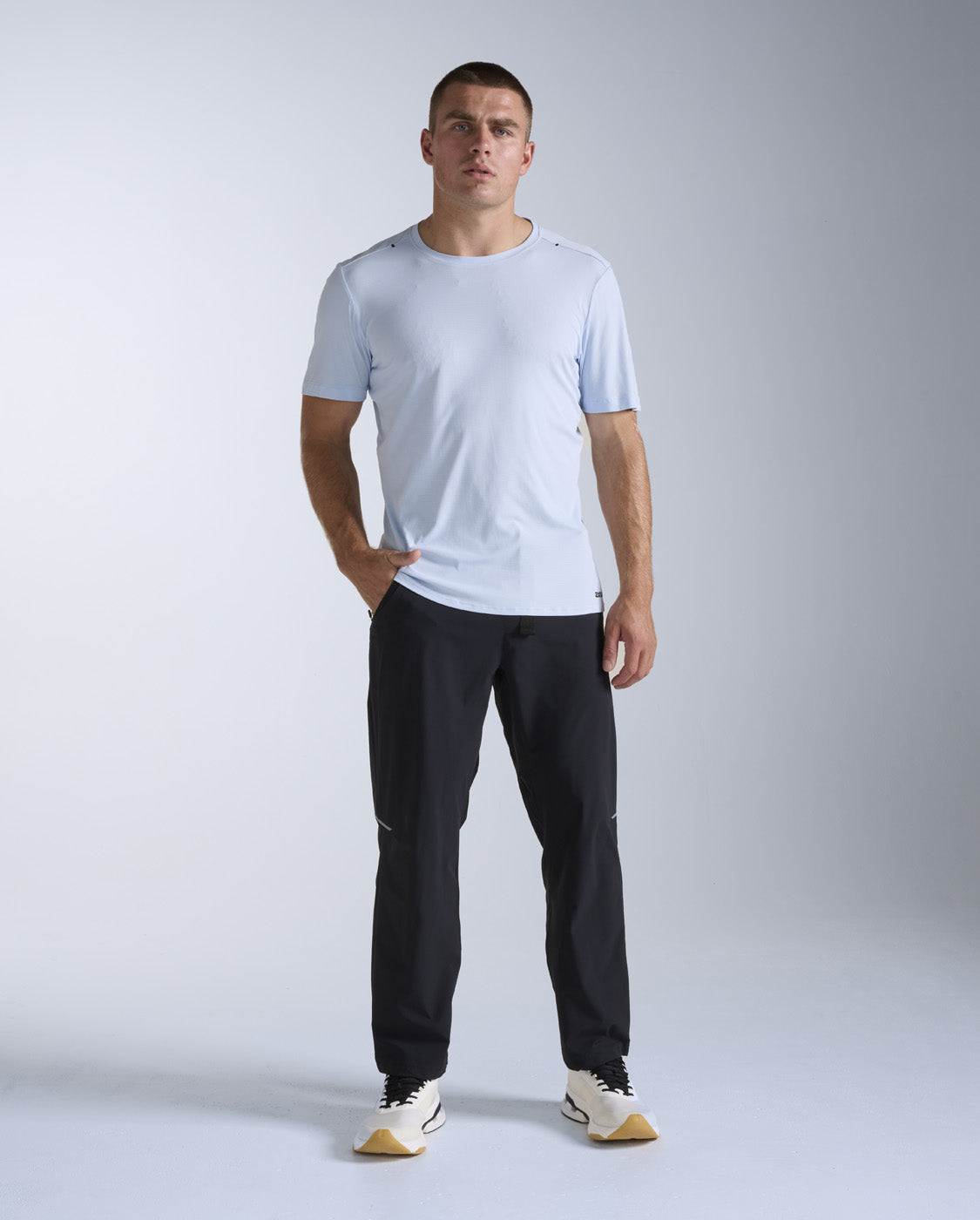 2xu-aero-trail-tee-laufshirt-bay-herren image 8