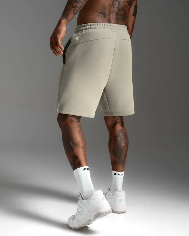 2xu-24-7-commute-7-inch-shorts-herren-carbon image 1