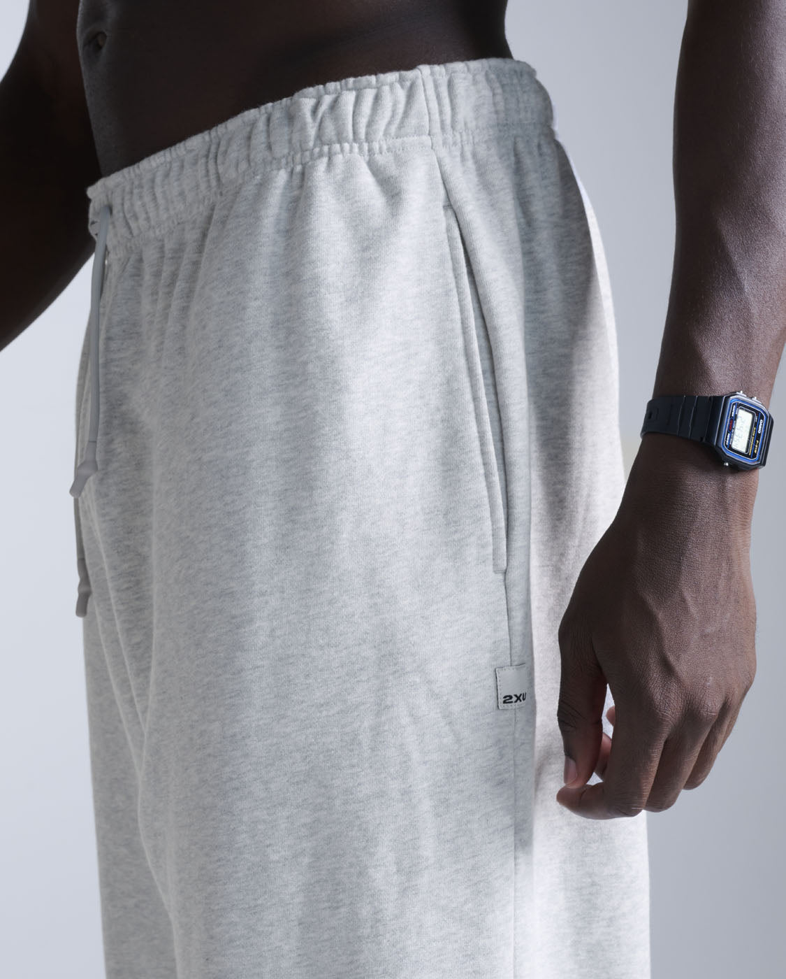 2xu-ez-oversized-trackpants-herren-grau-bio-baumwolle image 4