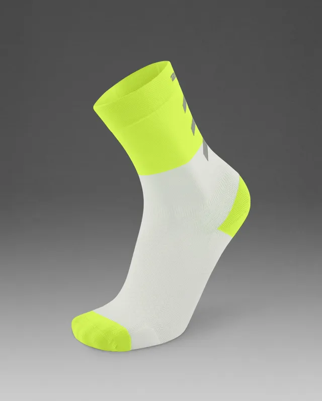 2xu-vectr-reflective-crew-socks-laufsocken-white-volt image 1