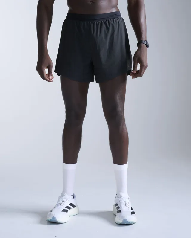 2xu-light-speed-stash-5-shorts-laufshorts-schwarz-5-inch image 1