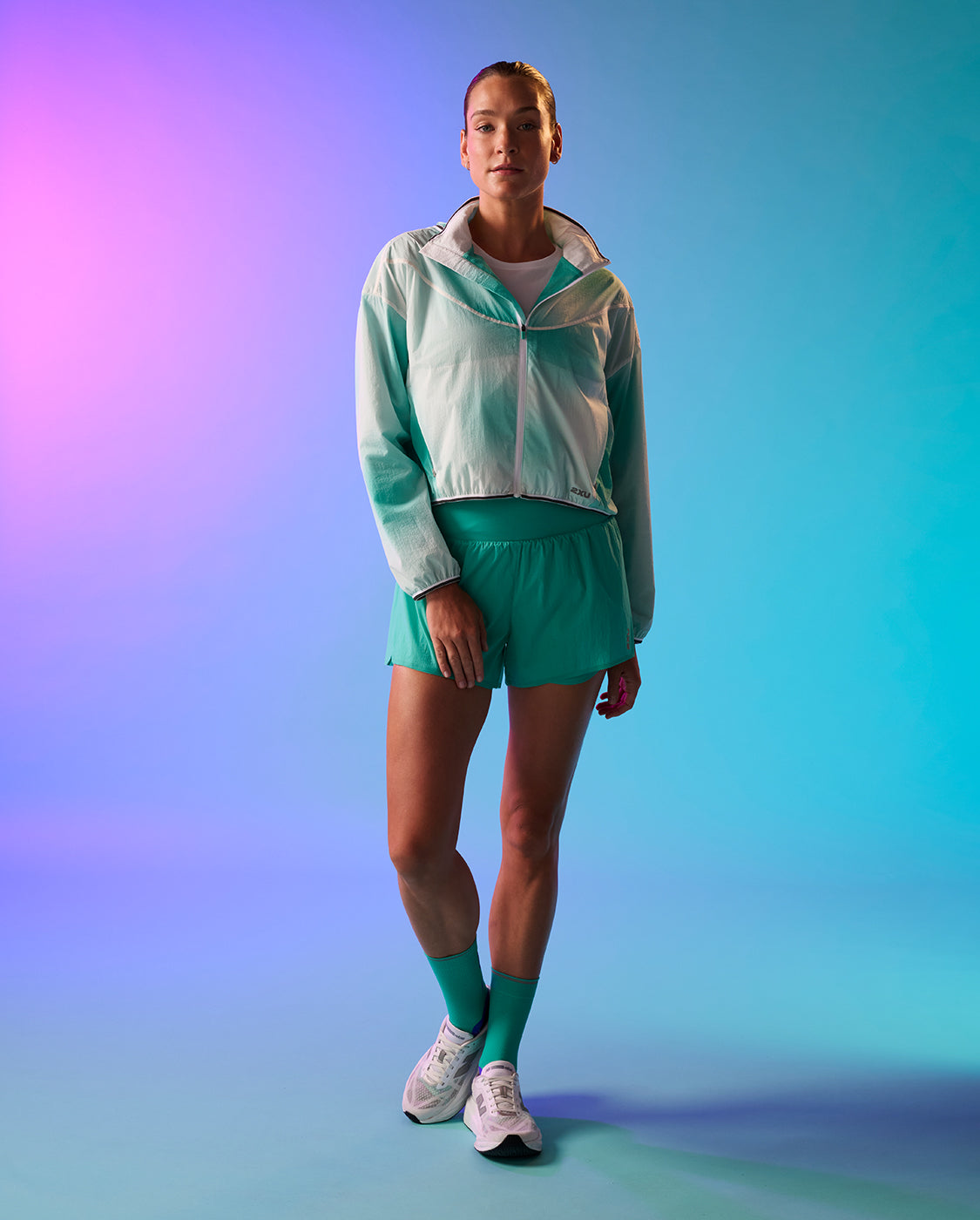 2xu-aero-sheer-bomber-laufjacke-damen-white-metro-mint image 7