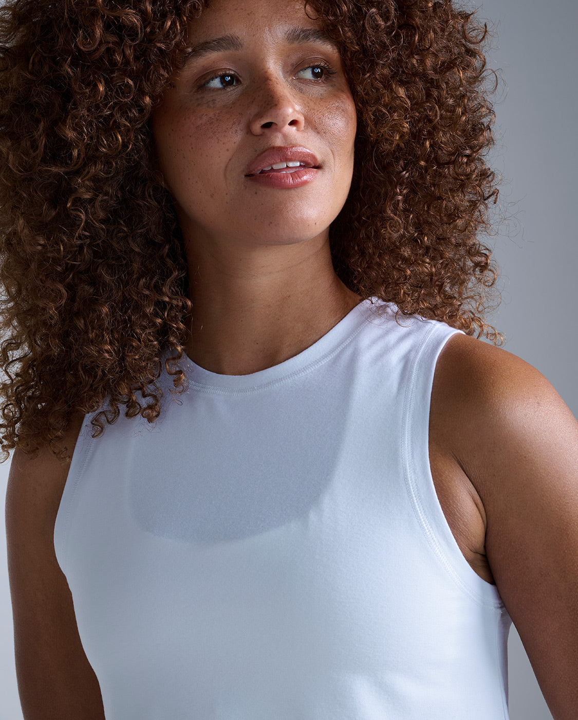 2xu-form-soft-jersey-relaxed-tank-top-wei image 5