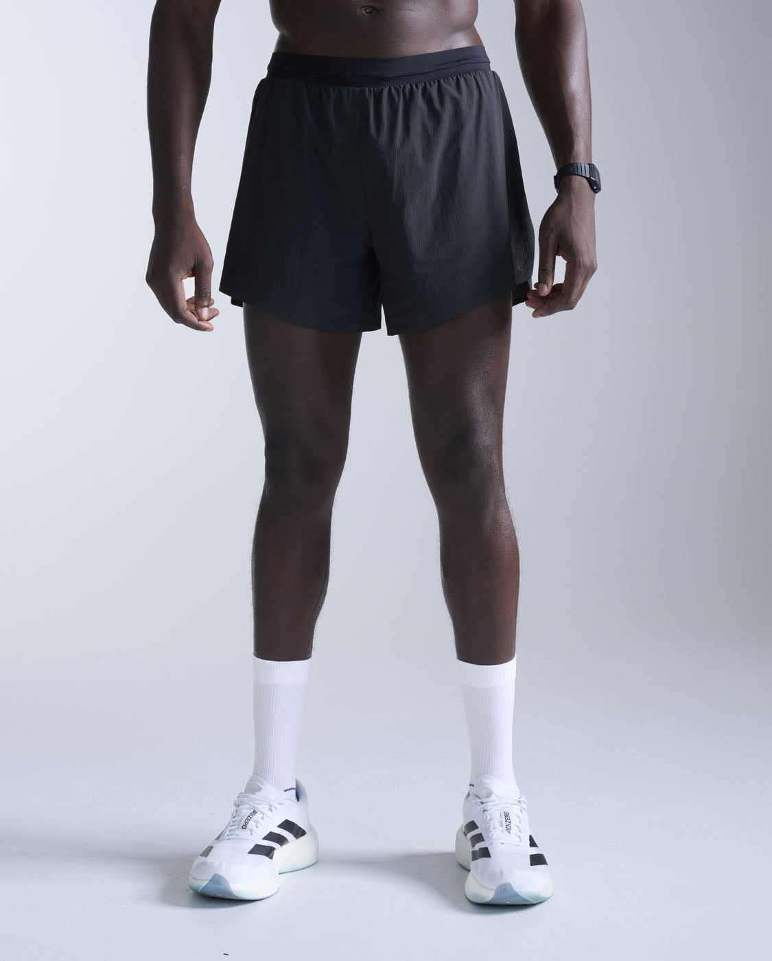 2xu-light-speed-stash-5-shorts-laufshorts-schwarz-5-inch image 1