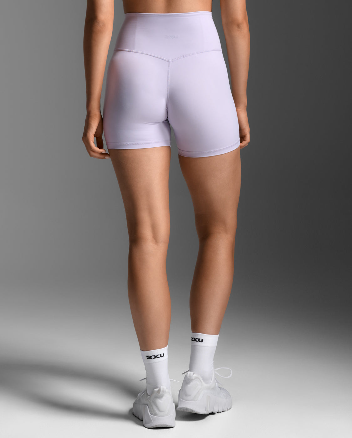 2xu-fluid-hi-rise-5-inch-shorts-damen-virtual-violet image 4