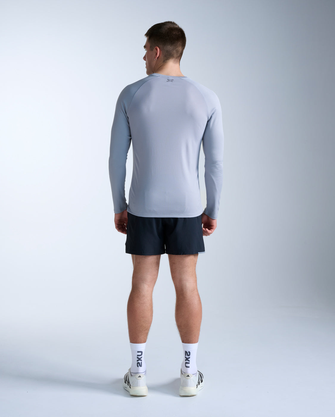 2xu-aero-long-sleeve-laufshirt-weathervane-herren image 7