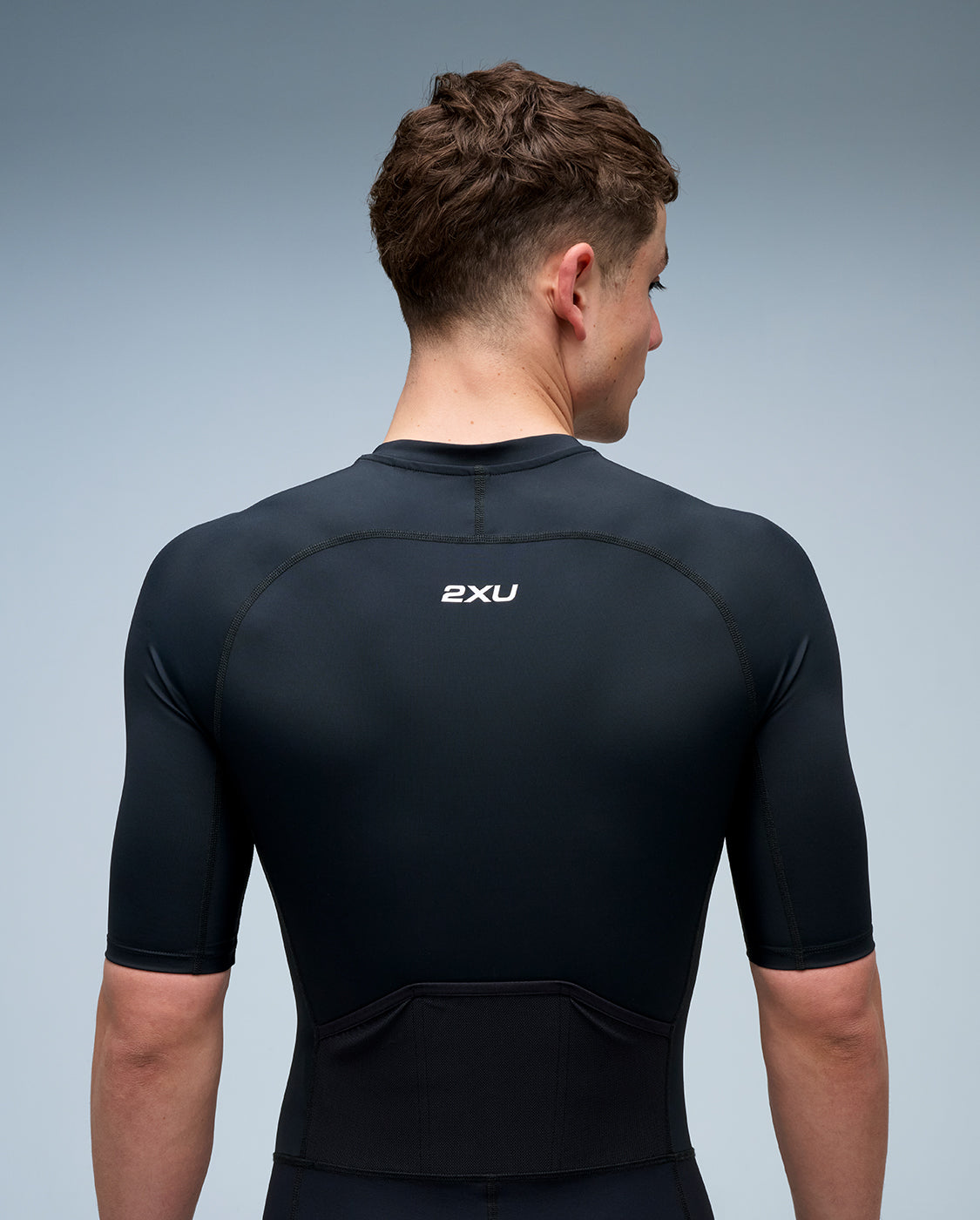 2xu-core-sleeved-trisuit-herren-schwarz-sprint-uv-schutz image 3