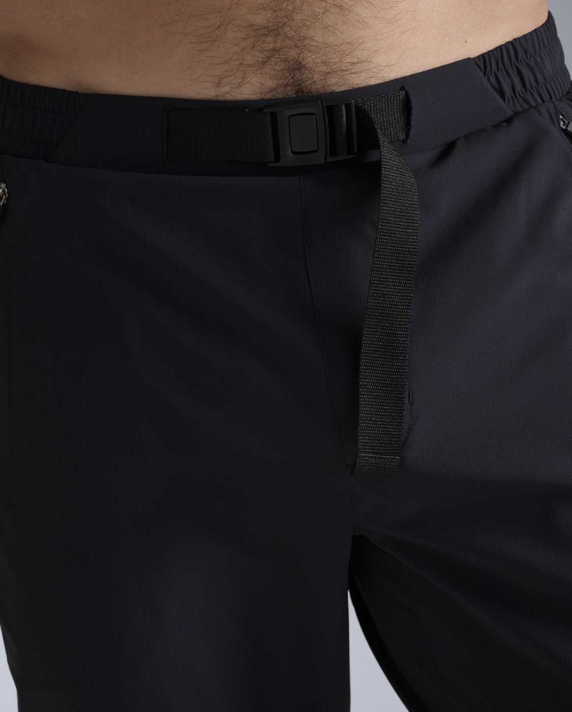 2xu-aero-trail-jogger-herren-schwarz image 2