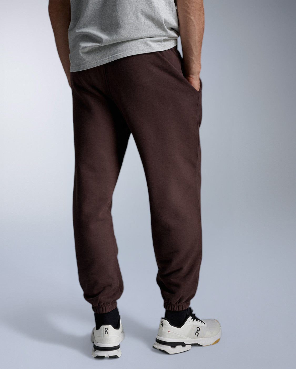 2xu-ez-oversized-organic-cotton-trackpants-jogginghose-herren-bark image 3