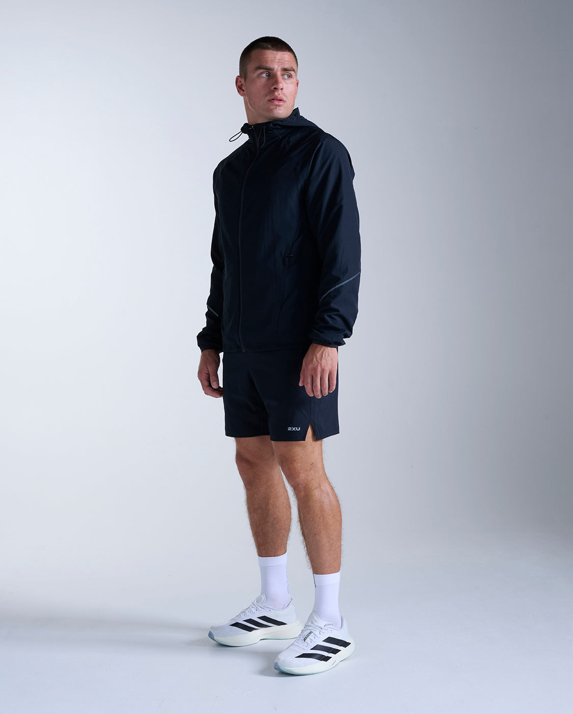 2xu-aero-hex-windbreaker-schwarz-herren-laufjacke-winddicht image 2