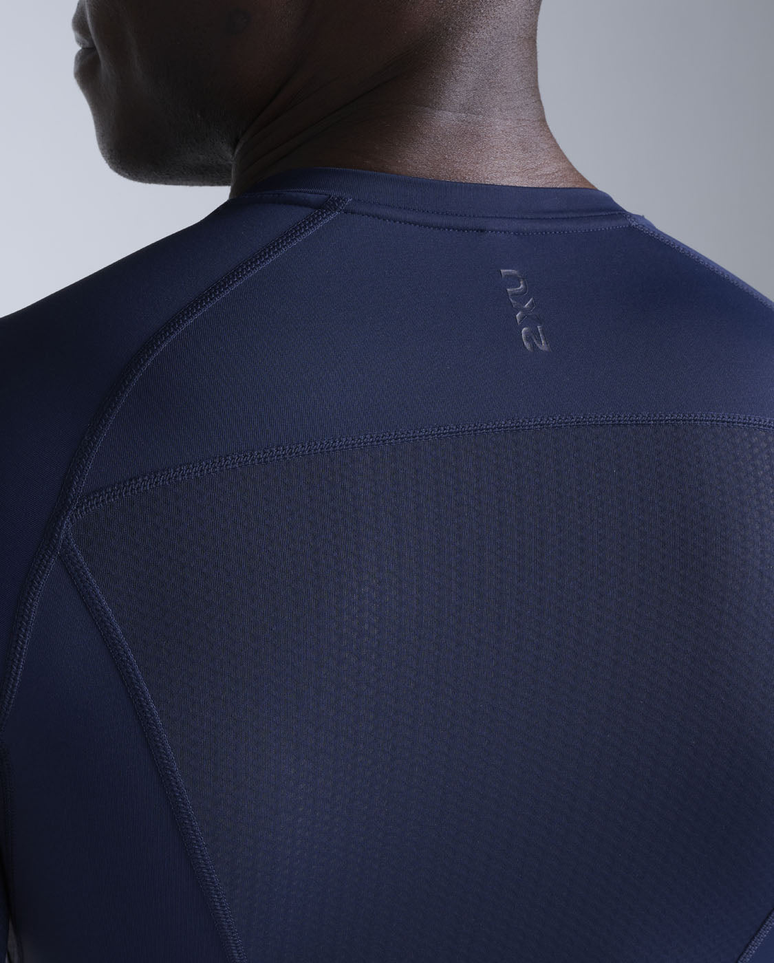 2xu-core-compression-long-sleeve-navy-kompressionsshirt image 3