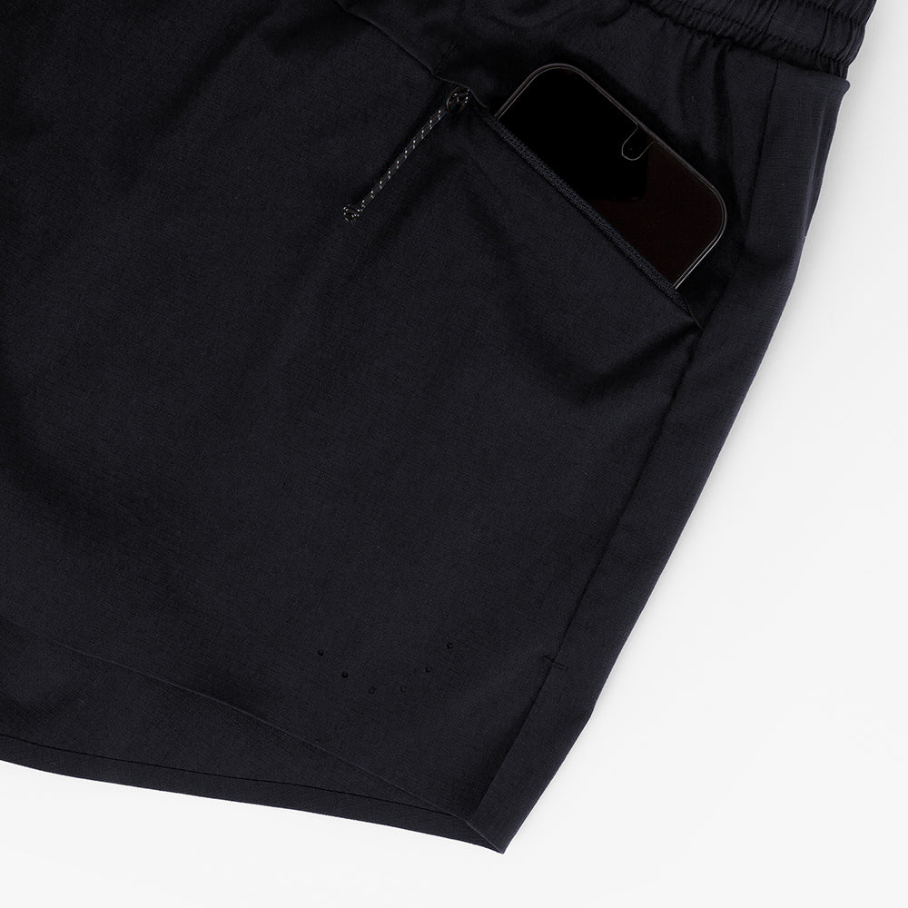 ciele-atshort-4-shorts-shadowcast-schwarz image 6
