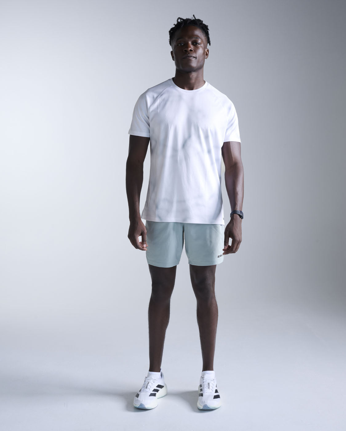 2xu-aero-tee-laufshirt-smoke-blue-atmungsaktiv-herren image 6