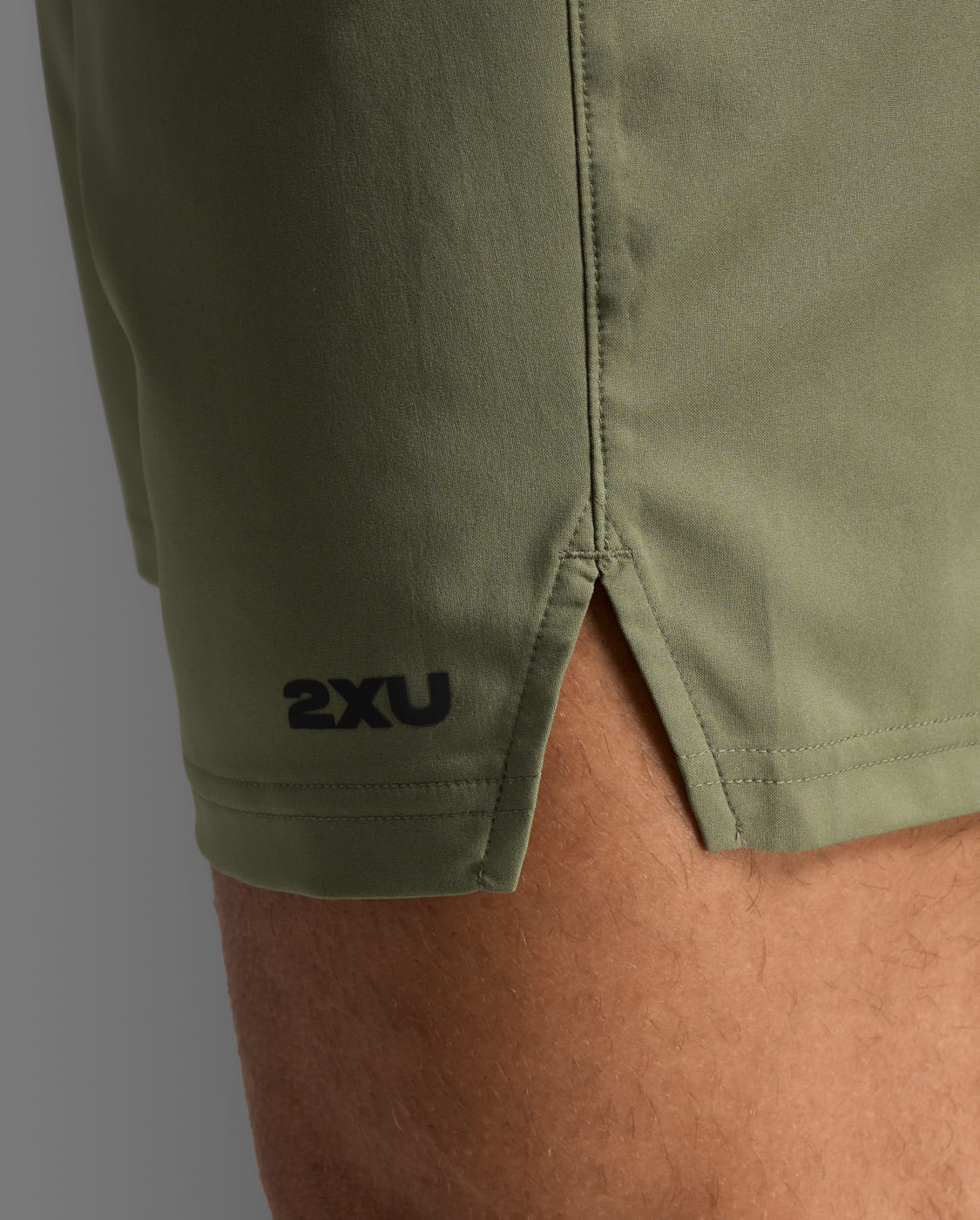 2xu-aero-7-inch-shorts-laufshorts-hunter-green-herren image 5
