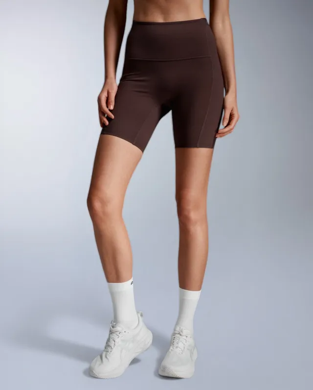 2xu-form-stash-hi-rise-compression-shorts-6-inch-bark image 1