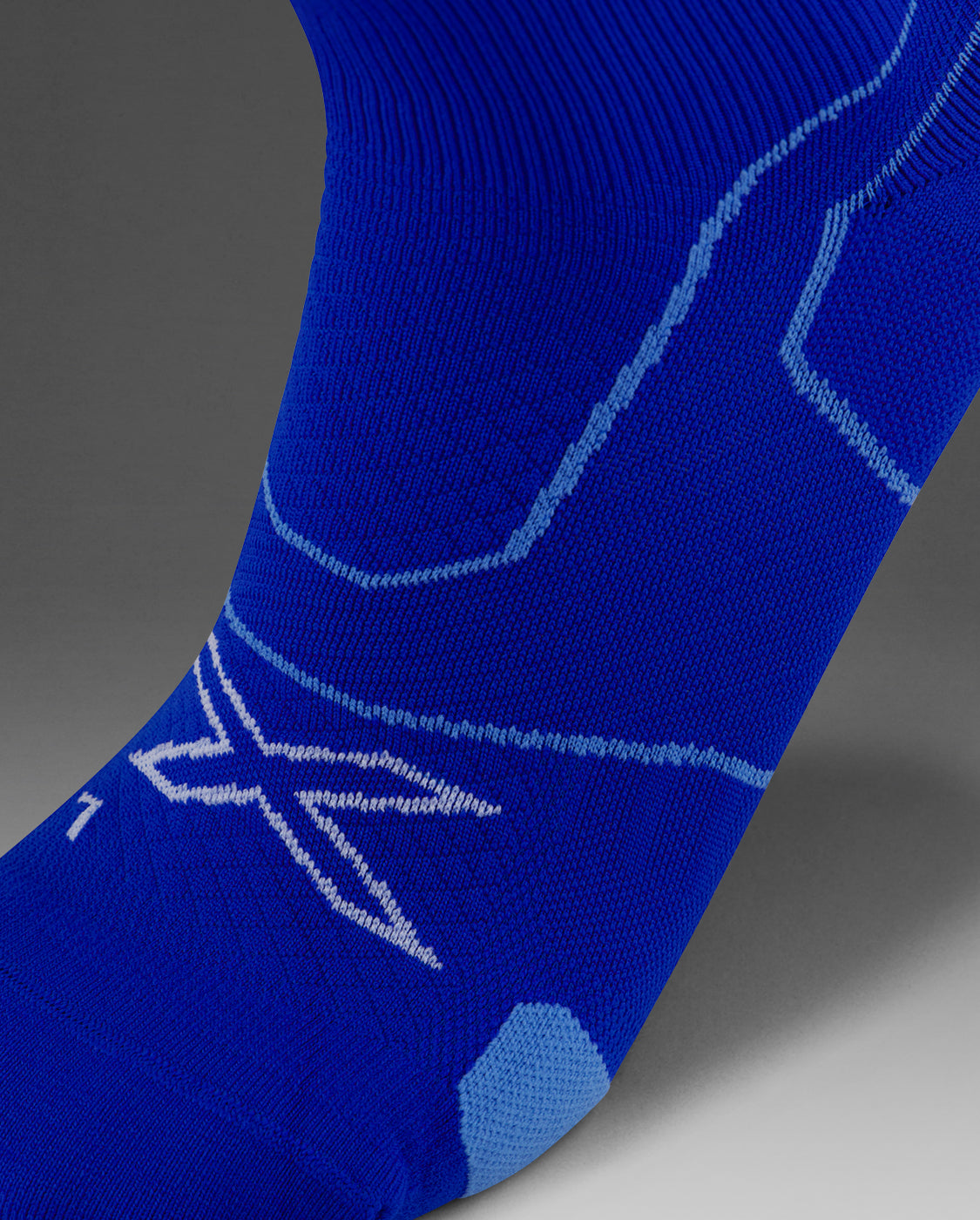 2xu-vectr-cushion-crew-socken-surf-white-gepolstert image 2