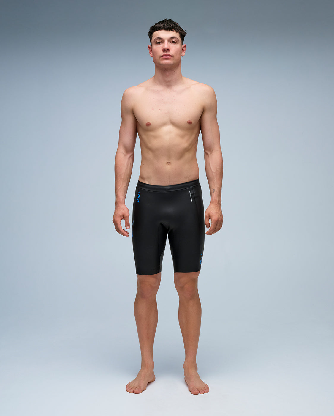 2xu-propel-buoyancy-short-neoprenshorts-schwarz-aloha-auftrieb image 7