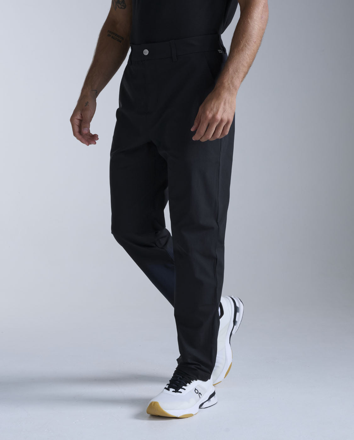 2xu-signature-hybrid-hose-herren-schwarz-b-gelfrei image 1