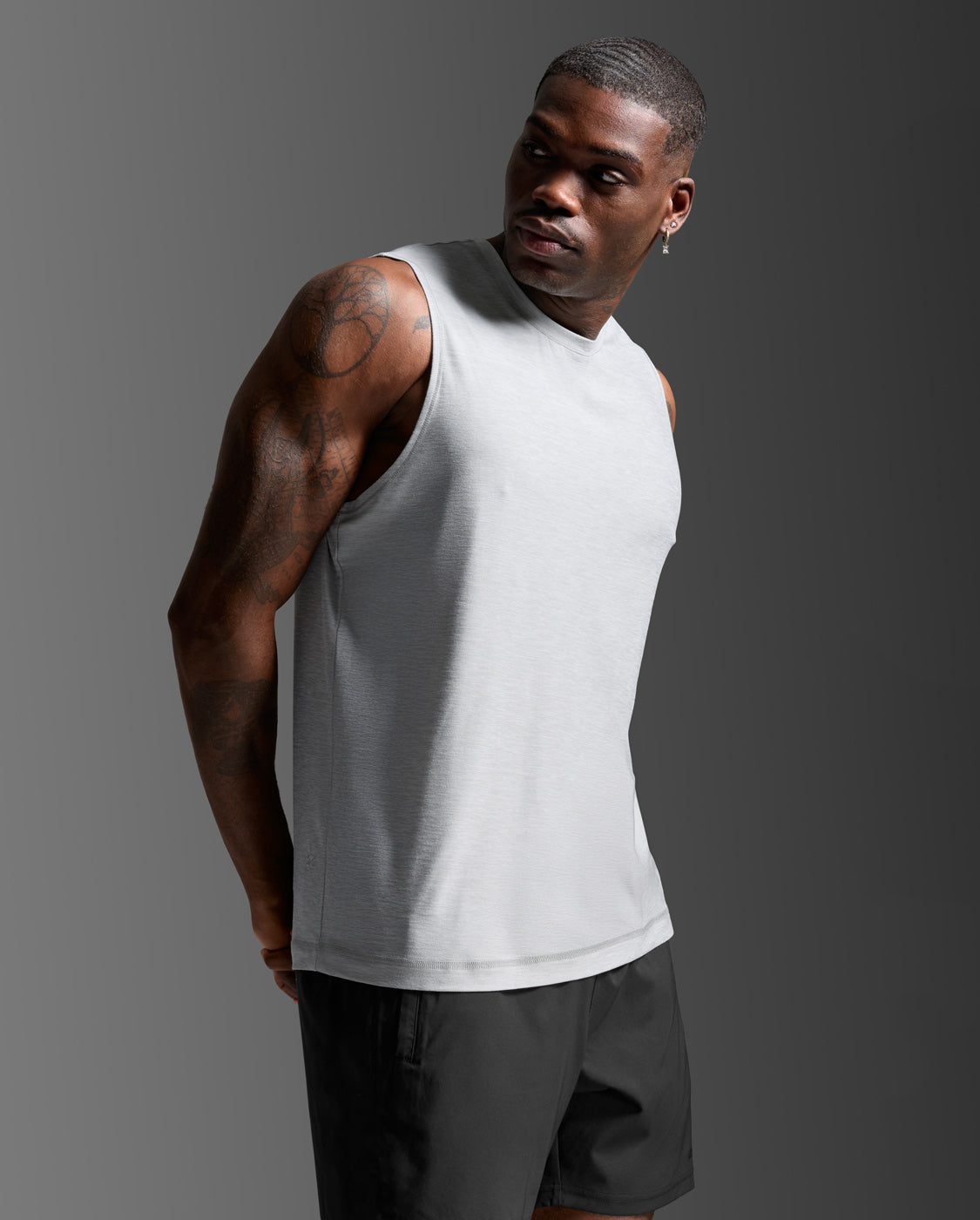2xu-signature-tank-herren-harbor-mist-rmelloses-shirt image 3